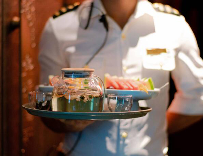 婚礼前夜，我在SPA会馆找到了平静